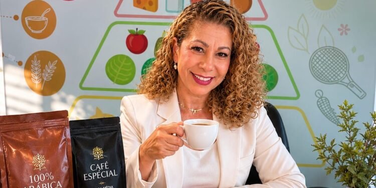Dia Nacional do Café: especialista esclarece benefícios, riscos e os principais mitos sobre a bebida