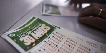 Caixa eleva para R$ 320 milhões estimativa de prêmio da Mega 30 anos