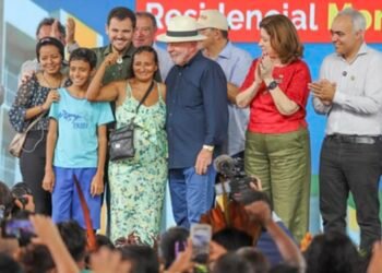 Prefeito Renato Junior e presidente Lula entregam 576 moradias semimobiliadas do residencial Morar Melhor no Parque das Tribos e beneficiam mais de 2 mil pessoas
