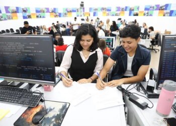 Prefeitura de Manaus convoca 325 profissionais da educação aprovados em concurso