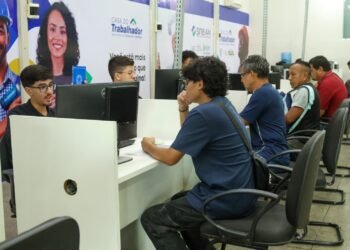 Sine Amazonas divulga 279 vagas de emprego para esta segunda-feira