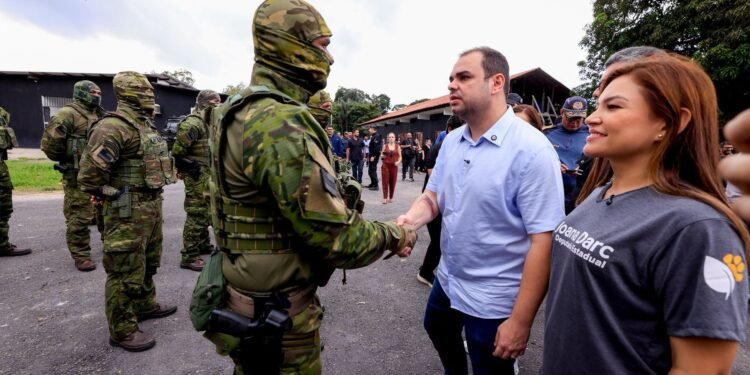 Governador Roberto Cidade inaugura tanque tático da COE e assina criação do Bope no Amazonas