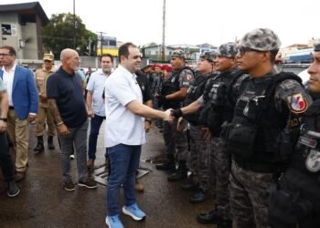 “Seguimos na valorização das forças de segurança e temos a convicção de que os resultados vão chegar”, disse Roberto Cidade no lançamento da segunda fase da Operação Segurança Presente