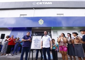 Governador Roberto Cidade inaugura oitava escola do Cetam em Manaus e lança edital para cursos presenciais na unidade