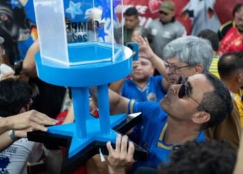 Caprichoso é campeão do 59º Festival de Parintins com vantagem de sete décimos