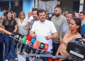 Casa Manauara: reforma de 300 residências em Manaus