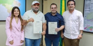 Governador Roberto Cidade concede licença para início das obras da Ponte do Abial, em Tefé