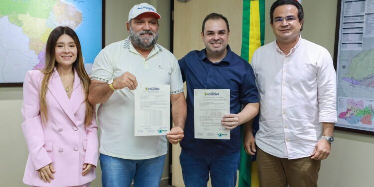 Governador Roberto Cidade concede licença para início das obras da Ponte do Abial, em Tefé