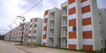 Prefeitura consolida avanços históricos na habitação e regularização fundiária em Manaus nos últimos três anos