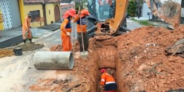 Prefeitura de Manaus avança com obra de drenagem profunda no bairro da Paz e substitui estruturas para recuperar rede comprometida