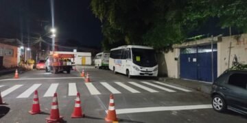 Prefeitura reforça sinalização viária em áreas de grande circulação para ampliar segurança de pedestres e motoristas