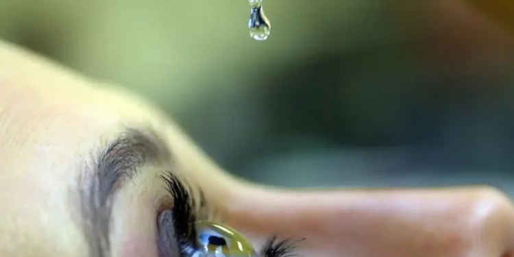 Uso indiscriminado de corticoides pode causar glaucoma e cegueira