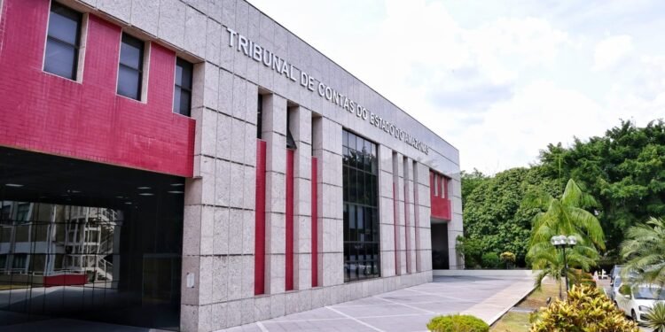 Ouvidoria do TCE-AM realiza programação especial para fortalecer acesso à Carta de Serviços