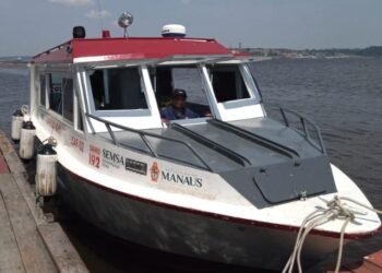 Ambulancha do Samu é furtada por bandidos no porto do São Raimundo