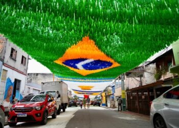 ‘Rua da Copa’ do bairro Compensa transmite estreia da Seleção Brasileira neste sábado com atrações para toda família