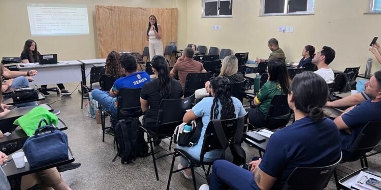 Prefeitura capacita profissionais da zona Leste para atenção à saúde de gestantes, bebês e puérperas
