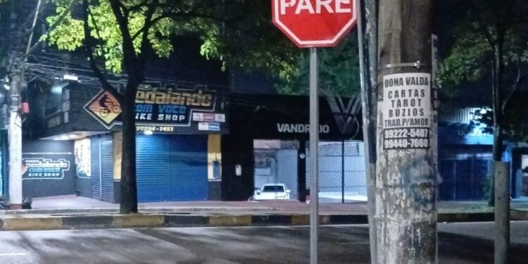 Prefeitura de Manaus reforça sinalização viária do bairro Santo Agostinho para ampliar segurança no trânsito da zona Oeste
