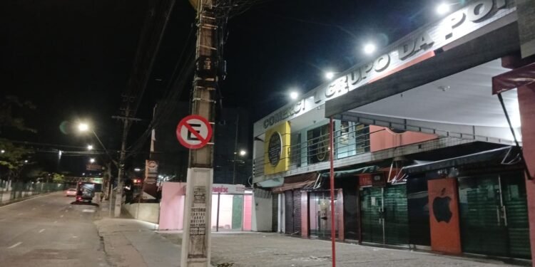 Prefeitura amplia segurança viária com nova frente de sinalização em corredores estratégicos de Manaus