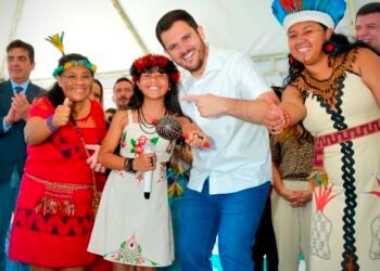 Prefeito Renato Junior entrega a USF Santos Dumont e amplia atendimento de saúde para 25 mil pessoas na zona Centro-Oeste de Manaus