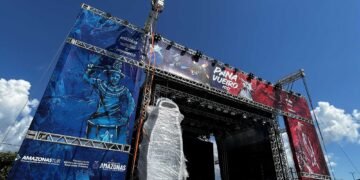 Festival de Parintins 2026: Panavueiro Fest exibe jogo do Brasil na Ilha Tupinambarana