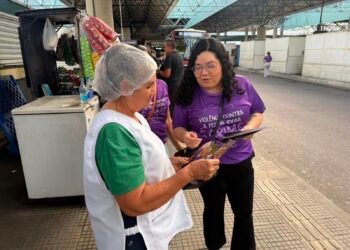 Prefeitura de Manaus intensifica campanha ‘Junho Violeta’ no Terminal 5 e reforça a proteção aos direitos da pessoa idosa