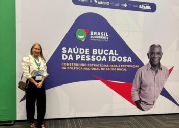 Prefeitura de Manaus participa de oficina com foco na atenção à saúde bucal da pessoa idosa em Recife