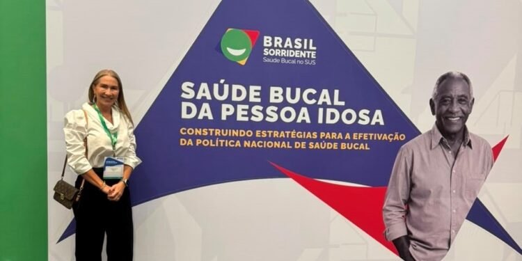 Prefeitura de Manaus participa de oficina com foco na atenção à saúde bucal da pessoa idosa em Recife