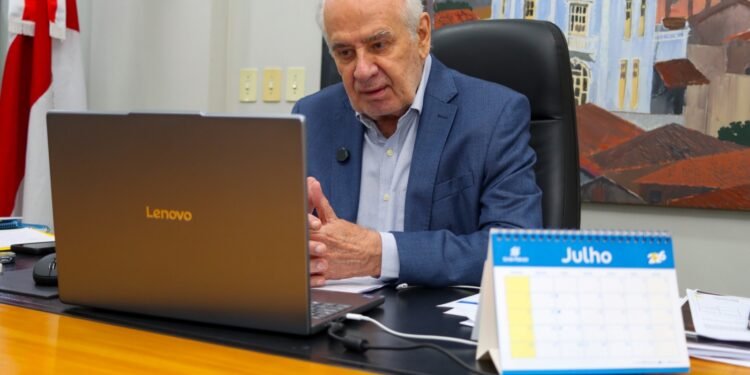 Vice-governador Serafim Corrêa destaca avanço de projetos que podem reduzir preço dos combustíveis no Amazonas