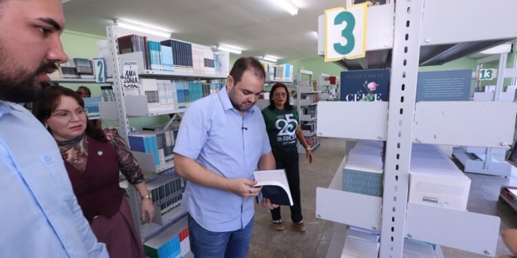 Em Boa Vista do Ramos, governador Roberto Cidade entrega novo núcleo de ensino da UEA e reforça compromisso com a educação superior do estado