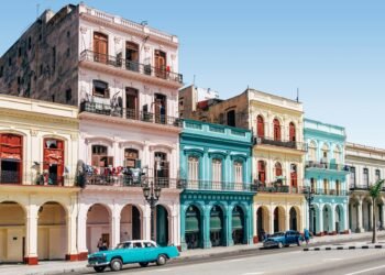 Cuba debate reformas econômicas em meio ao bloqueio dos EUA