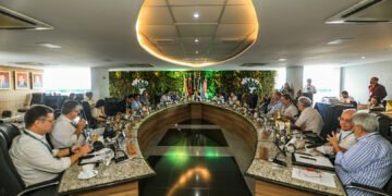 Fórum em Manaus reúne líderes de todo o país para debater integração e desenvolvimento da Amazônia Legal