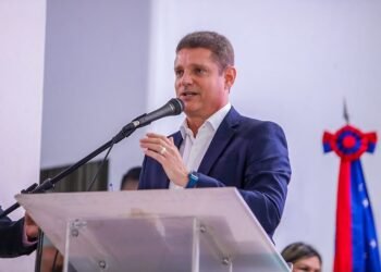 Marcos Rotta abandona disputa e mostra fragilidade no palanque do Avante