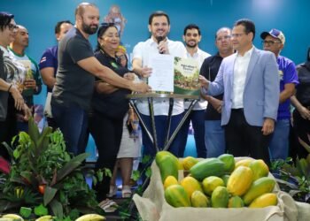 Prefeito Renato Junior anuncia investimento de R$ 20 milhões em alimentos da agricultura familiar para a merenda das escolas municipais