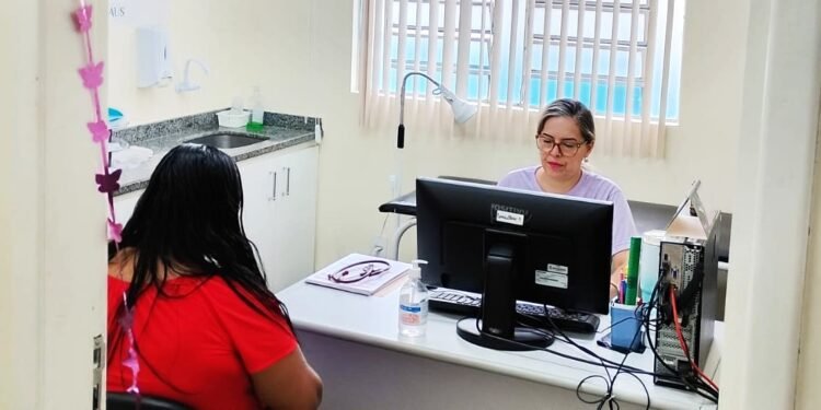 Profissionais de saúde da prefeitura participam de atividades da operação ‘Mulher Segura’ sobre enfrentamento à violência