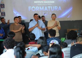 Durante formatura de 200 alunos do Instituto Mackenzie, Wilson Lima reafirma compromisso com igrejas e projetos sociais