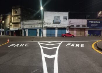 Prefeitura de Manaus intensifica sinalização viária nos bairros Centro, Compensa e Parque 10 de Novembro