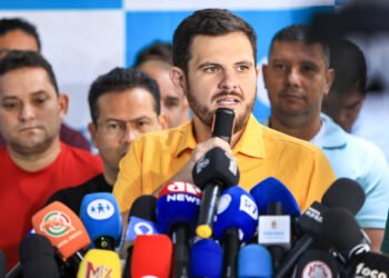 Prefeito Renato Junior cobra pagamento aos rodoviários após repasse do Estado e faz apelo ao sindicato pelo fim da greve