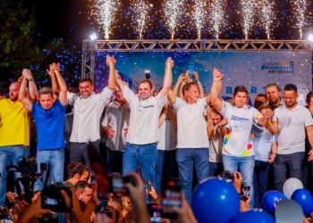 Em grande reunião na Zona Centro-Oeste, Wilson Lima destaca redução da violência no Amazonas e defende Polícia de Fronteira