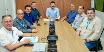 Renato Junior abre concurso da Semef com 20 vagas de auditor fiscal e salário de R$ 27 mil