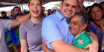 Preocupado com a qualidade de vida de mais de 300 mil famílias, governador Roberto Cidade antecipa pagamento do Auxílio Estadual