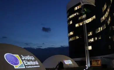 TSE fará nova reunião com embaixadores no dia 17 de agosto para explicar urna eletrônica
