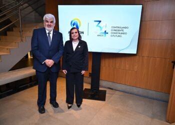 Conselheiros do TCE-AM participam de solenidade pelos 34 anos da Atricon