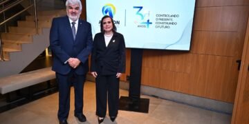 Conselheiros do TCE-AM participam de solenidade pelos 34 anos da Atricon