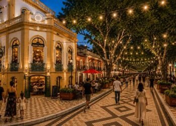 Renato Junior assina ordem de serviço para criar primeira Rua Gastronômica de Manaus