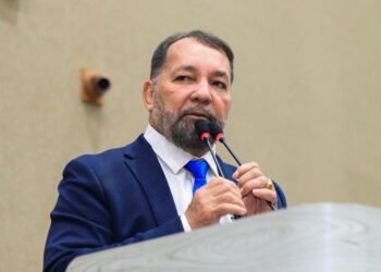Gilmar Nascimento propõe Bolsa Cuidador Familiar para idosos em Manaus