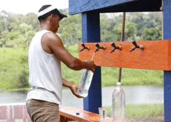 Governo do Amazonas divulga boletim com situação das cheias e alerta para estiagem