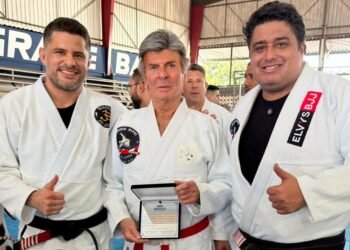 Ministro Luiz Fux recebe homenagem por atuação no Jiu-Jitsu