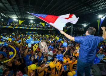 Roberto  Cidade reforça compromisso social e explica ampliação do Auxílio Estadual