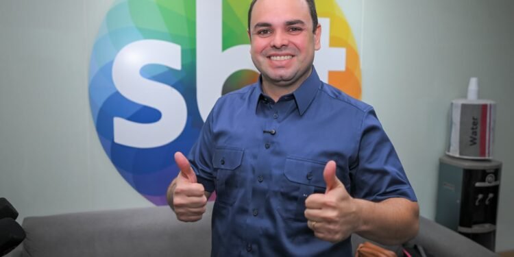 “Meu lado é o Amazonas”: Roberto Cidade prioriza o Estado acima de brigas partidárias