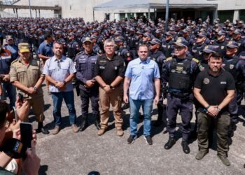 Roberto Cidade lança Operação Bairro Seguro e Ocupação com reforço de mais de 500 alunos soldados